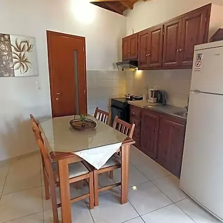 Comfortable And Cozy House Near And Center