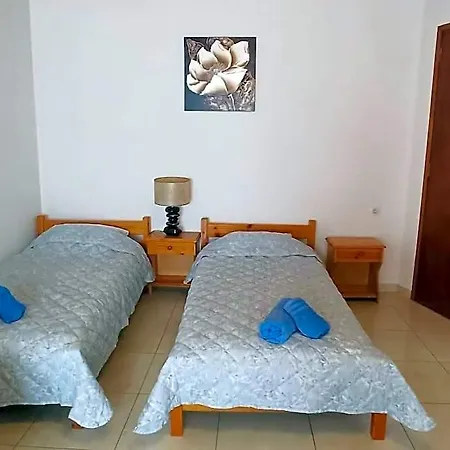 Comfortable And Cozy House Near And Center Appartamento *