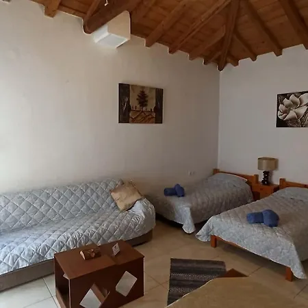 Comfortable And Cozy House Near And Center 아파트