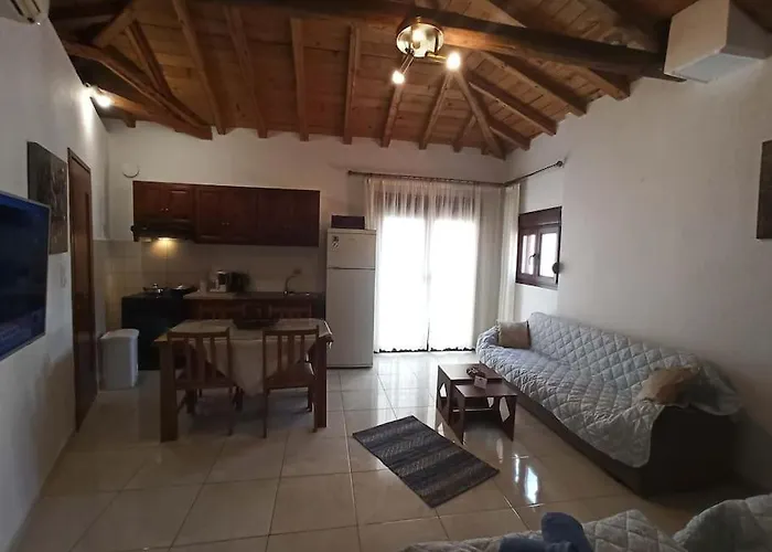 아파트 Comfortable And Cozy House Near And Center